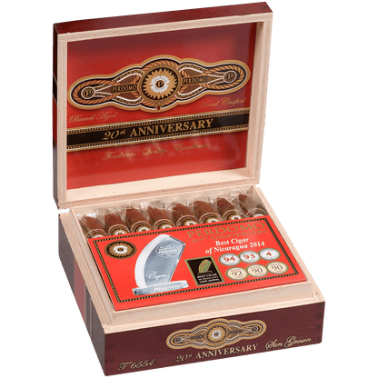 Perdomo 20Th Anniversary Sun Grown Torpedo 24 Ct. Box 6.50X54