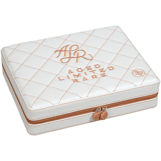 RAFFLE ITEM ALR CIGAR CASE WITH 4 CIGARS