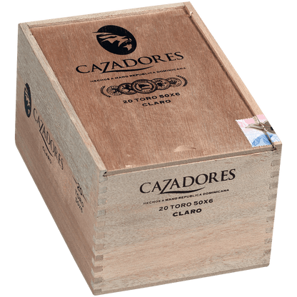 La Aurora Cazadores Claro Toro 20Ct Box 6X50