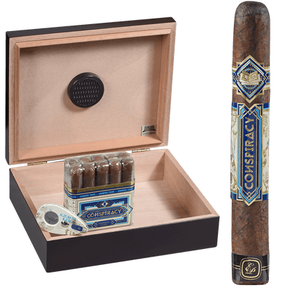 Conspiracy Toro Ecuador Connecticut 6X52 20 Ct Box In Travel Humidor With Xikar Cutter Gift Set