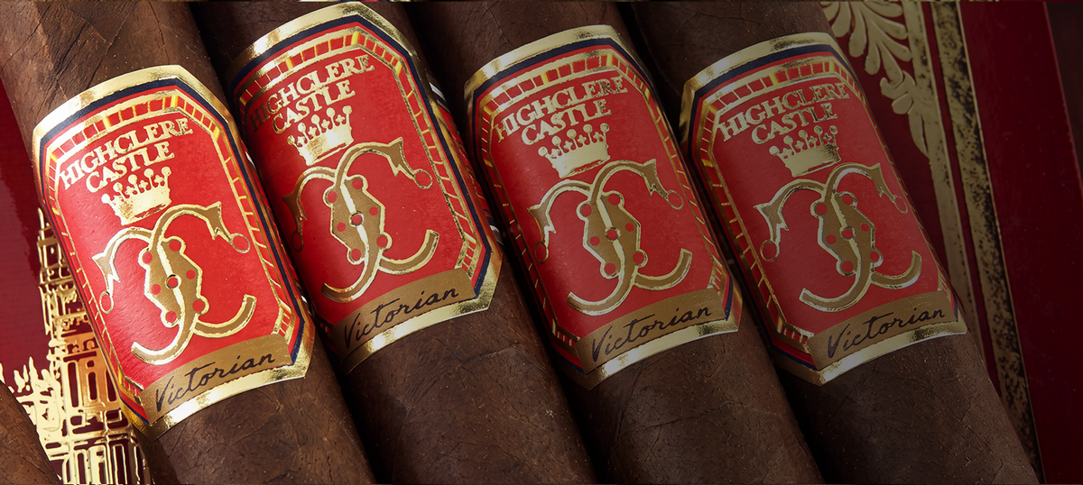 <p><em>SMOKE LIKE ROYALTY</em></p>