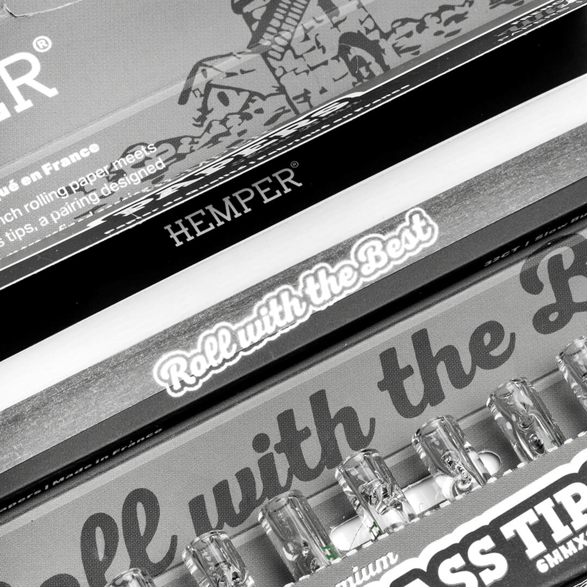 HEMPER KING SIZE CLASSIC WHITE PAPER BOOKLET PLUS 10 6MM GLASS TIPS 20/32 CT. DISPLAY