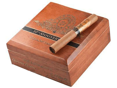 Perdomo 10Th Anniversary Champagne Corona Extra 25 Ct. Box 5.63X46