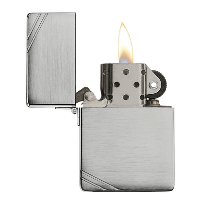 Zippo 1935 Replica With Slashes Brushed Chrome