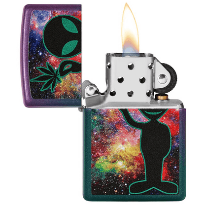 Zippo Alien Holding Leaf Iridescent
